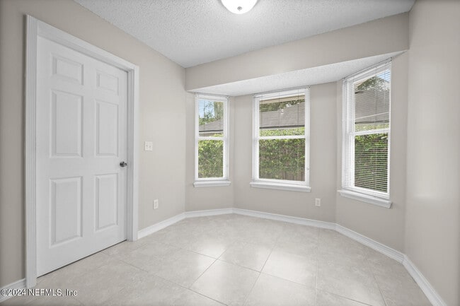 Building Photo - 4736 Kernan Mill Ln E