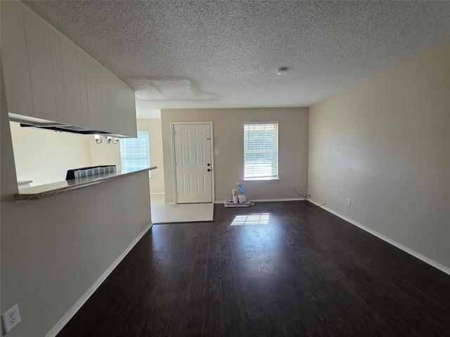 Building Photo - 620 Race St