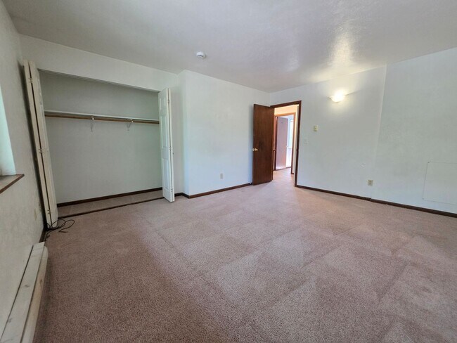 Building Photo - 3515 Hayden Pl