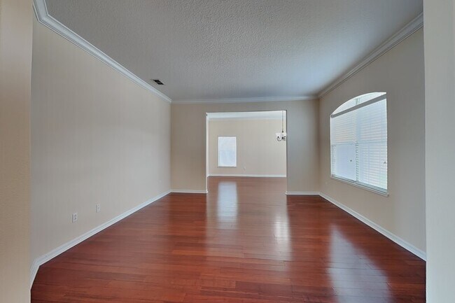 Building Photo - 14614 Cableshire Way