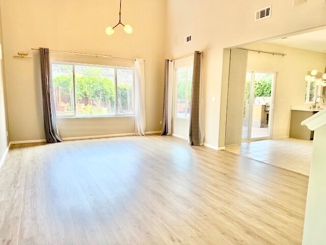 Building Photo - 3603 Colina Serena Pl NE