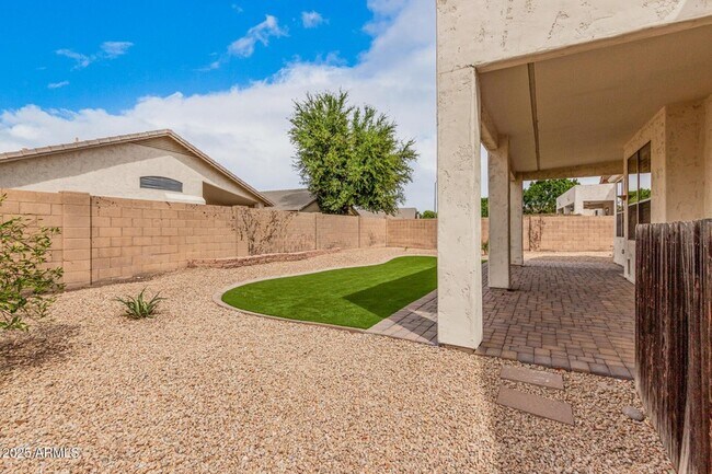 Building Photo - 6516 W Matilda Ln