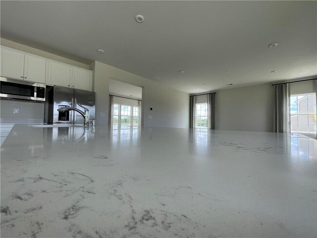 Building Photo - 105 Marchmont Dr