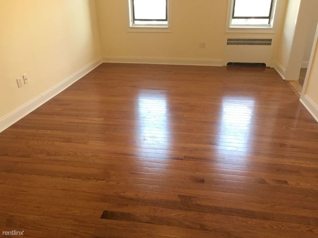 Building Photo - 2 Stoddard Pl