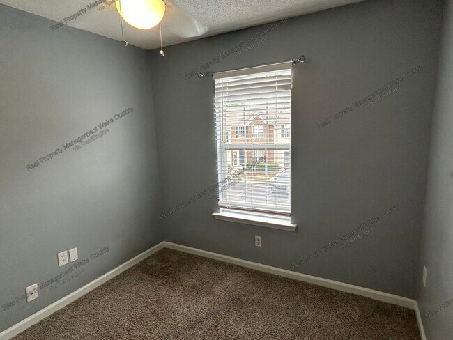 Building Photo - 10815 Galand Ct