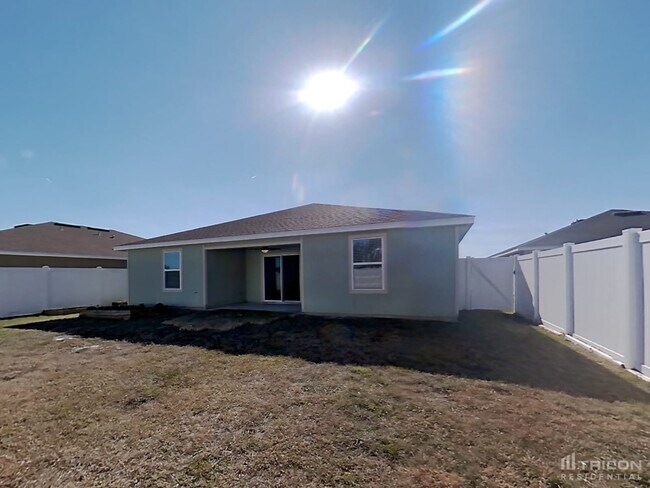 Building Photo - 77013 Birdseye Ct