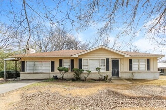 Building Photo - 3269 Allison-Bonnett Memorial Dr