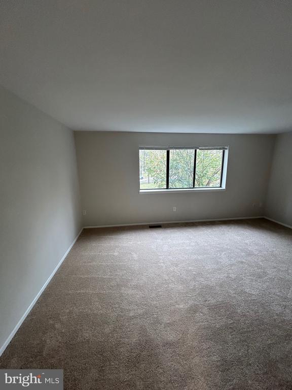 Building Photo - 7051 Knighthood Ln