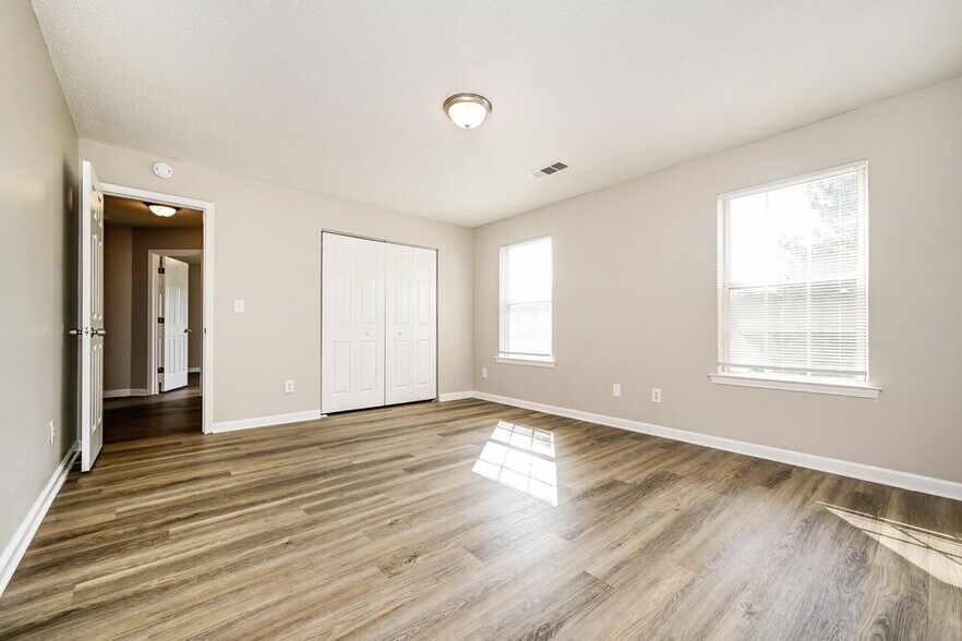 Building Photo - 1119 St Phillips Ct