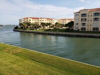 Building Photo - 6 Harbour Isle Dr E