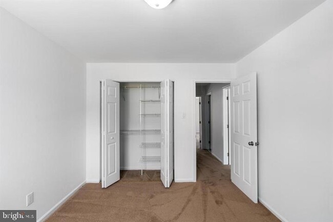 Building Photo - 3458 Norwood Pl