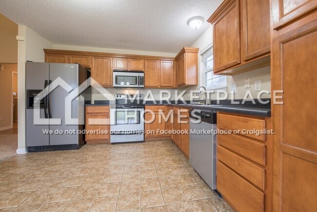 Building Photo - 5264 Brassie Dr
