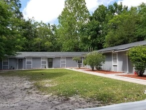 Building Photo - 6707 E Highway 22