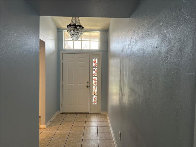 Building Photo - 917 Summer Breeze Dr