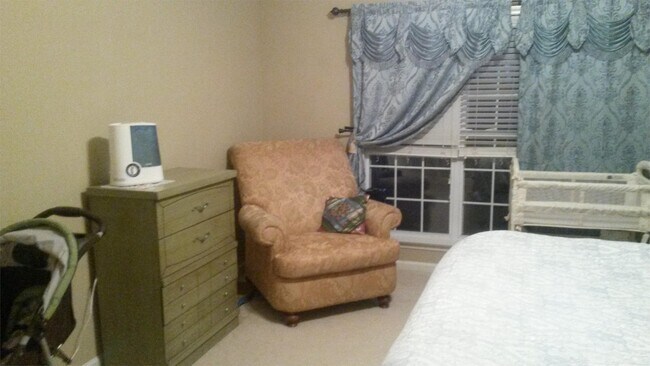 Building Photo - 106 Grasmere Ct