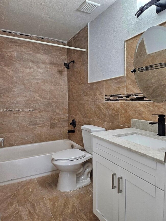 Building Photo - 16150 SW 138th Ct