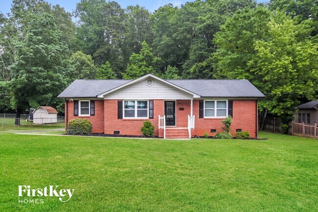 Building Photo - 940 Ridgeway Dr