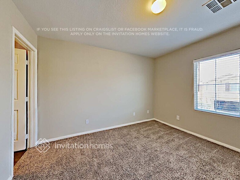 Building Photo - 5676 African Lilly Ct
