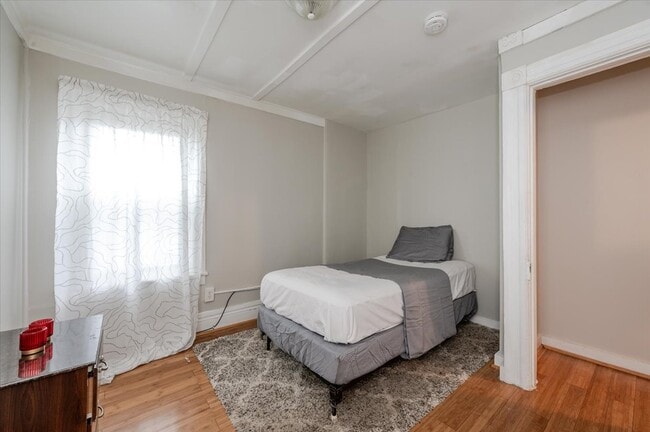 Building Photo - 37 Prospect Ave