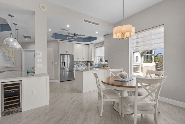 Building Photo - SPECTACULAR CUSTOM DESIGNED REMODELED 3 BR, 2 BTH