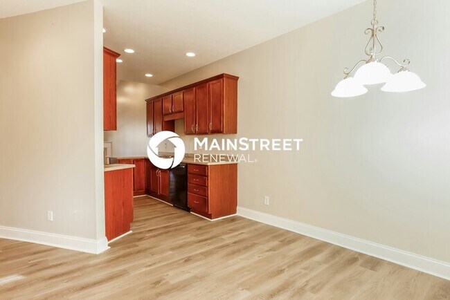 Building Photo - 3 Bedroom Pet-Friendly Home in Corryton, TN with Main Street Renewal