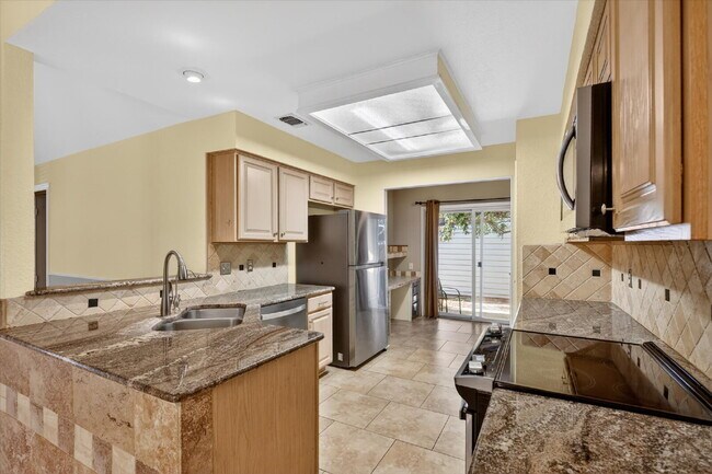 Building Photo - Updated One Story Home in Morning Glen