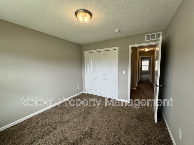 Building Photo - 8058 Haven Blvd