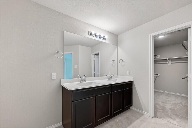 Building Photo - 17711 Rose Summit Ln