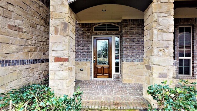 Building Photo - 16807 Chapman Lake Ct
