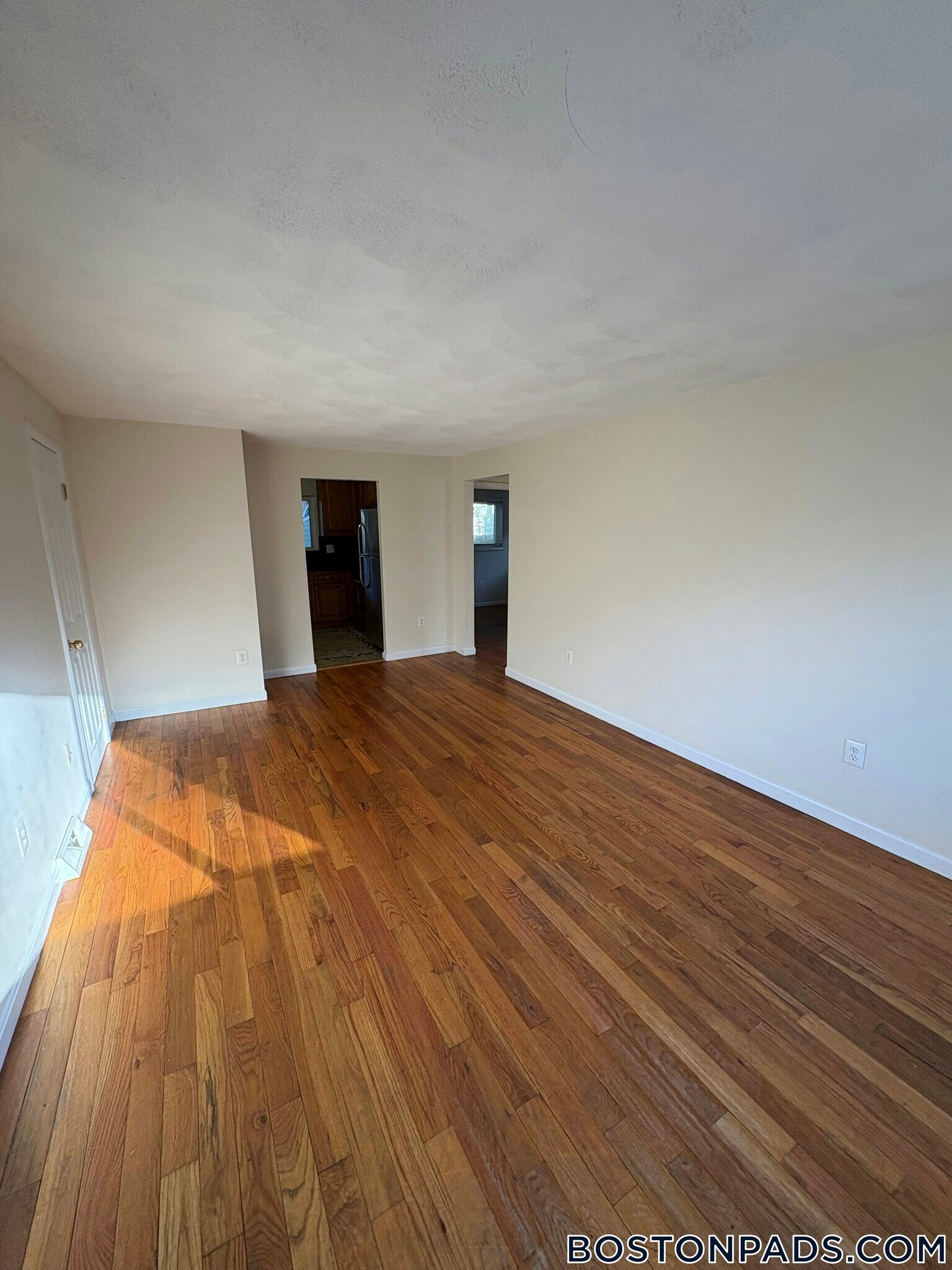 Building Photo - 21 Oxford Cir