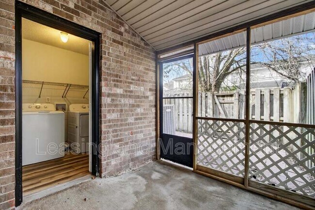 Building Photo - 6248 Lucille Dr