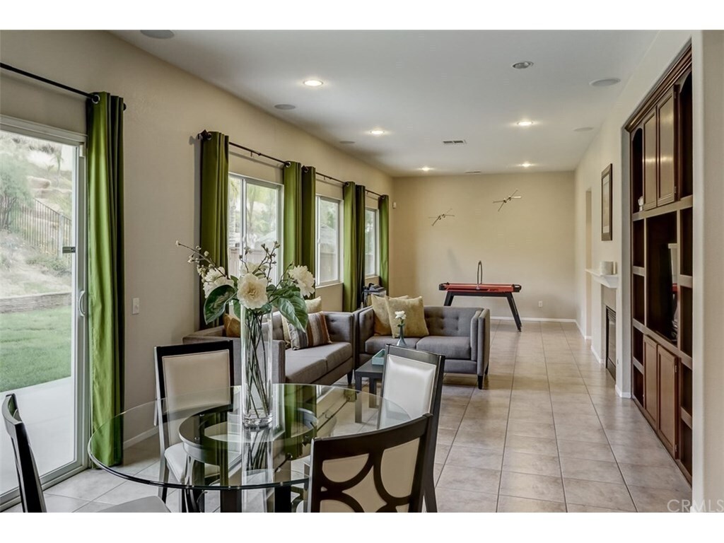 Building Photo - 26426 Mare Ln