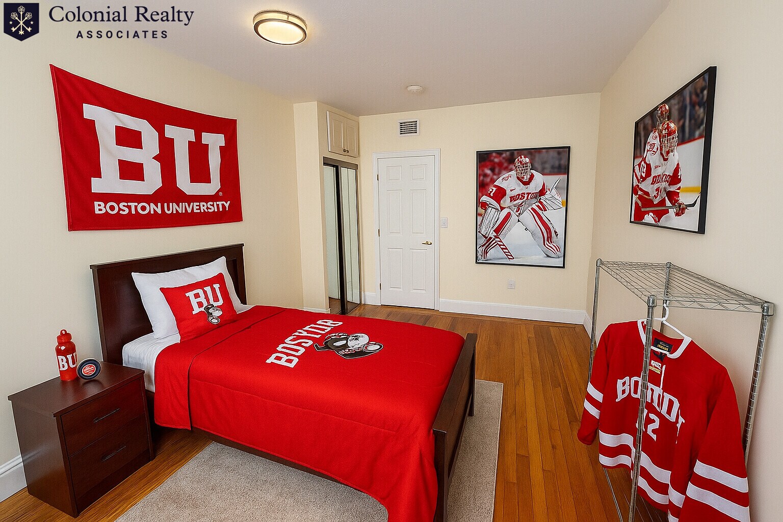 Building Photo - 73 Thatcher St