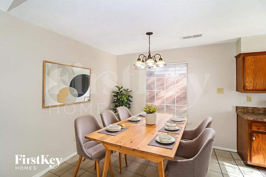 Building Photo - 5812 Ashridge Pl