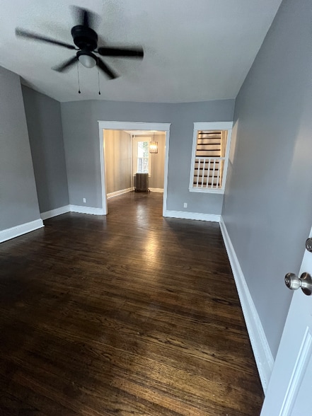 Building Photo - 5527 Bloyd St