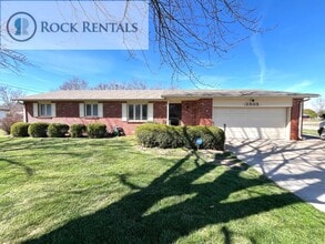 Building Photo - Beautiful 3 Bed 2 Bath Home in Great Neighborhood