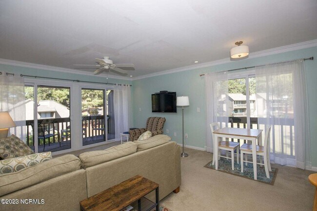 Building Photo - 250 Sugar Gum Ln