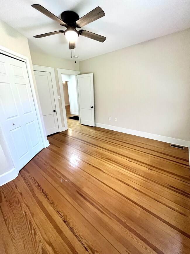 Building Photo - 306 Abercrombie Rd