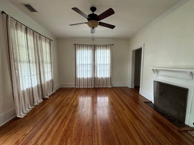 Building Photo - Heart of Riverside/Avondale