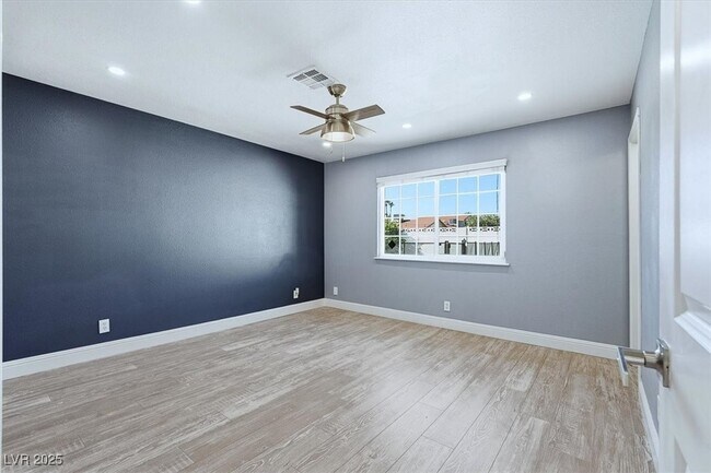 Building Photo - 6353 Whippoorwill Way