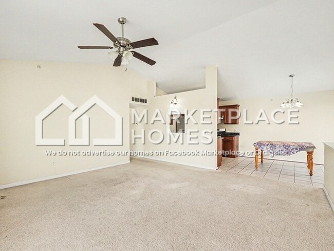 Building Photo - 2804 Riversedge Dr
