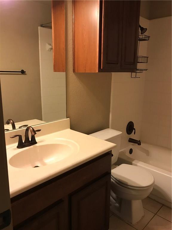 Building Photo - 12001 Broten St