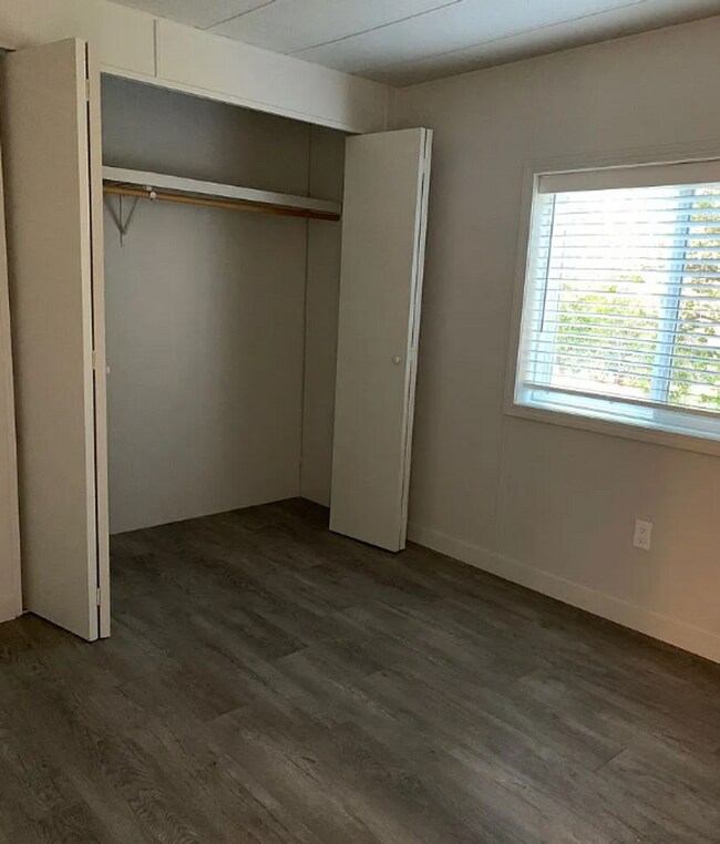 Building Photo - Charming 3-Bed, 2-Bath Home in Garden City