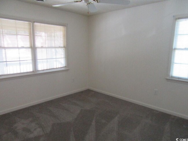 Building Photo - 4483 Baker St