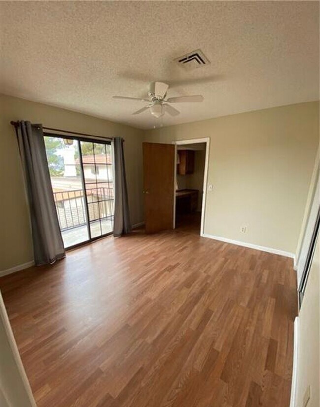 Building Photo - Calvada Valley U7 - Bourbon St, Unit G-2