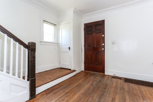 Building Photo - 510 Mack Rd