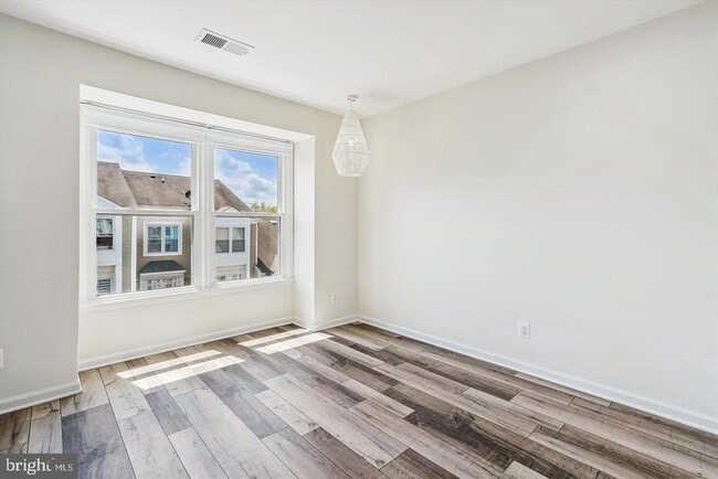 Building Photo - 6010 Sunset Ridge Ct