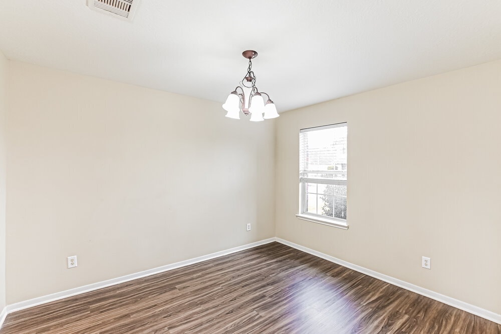 Building Photo - 4210 Thyme Cir