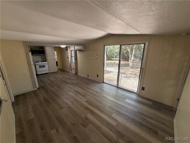 Building Photo - 7146 N Carl G Rose Hwy