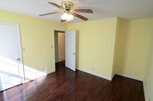 Building Photo - 1539 Hugh Hunter Rd